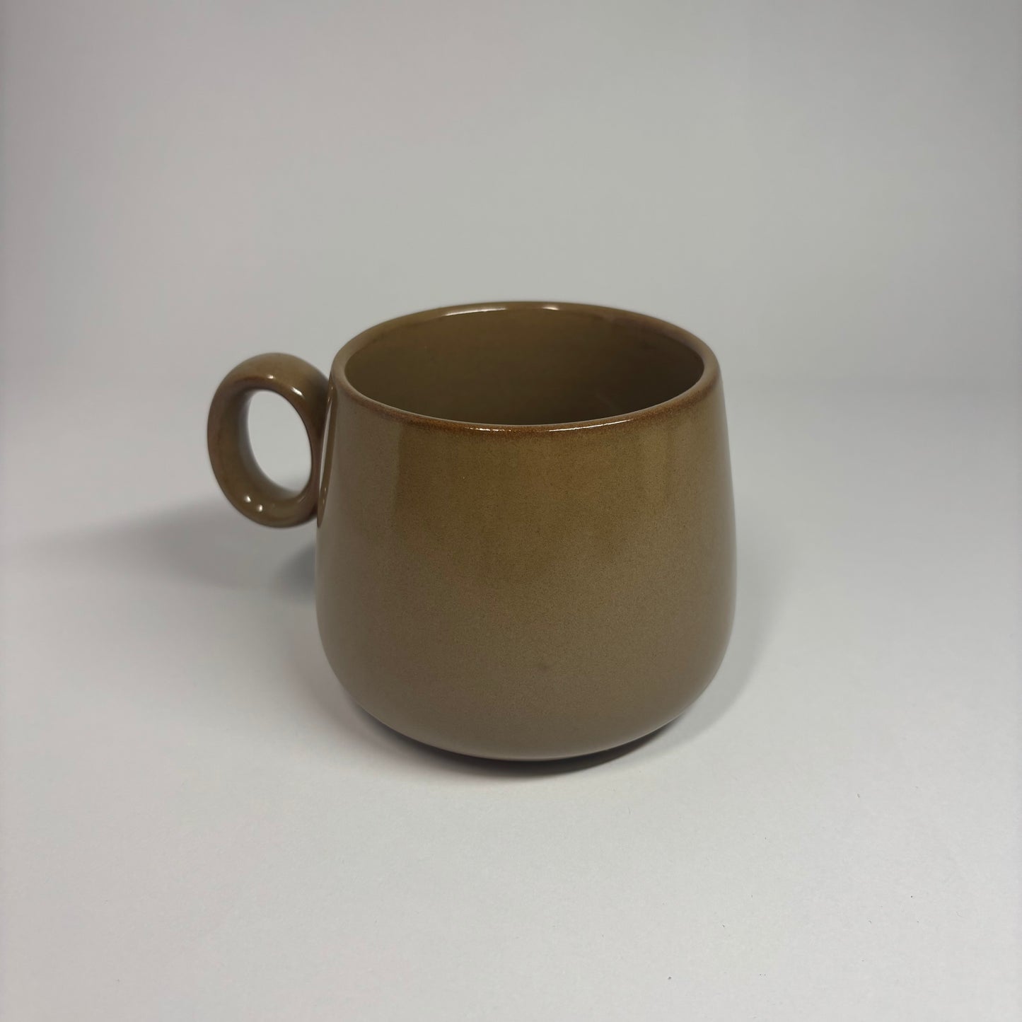 Handmade Stylish Luxury Mug, Golden Clay