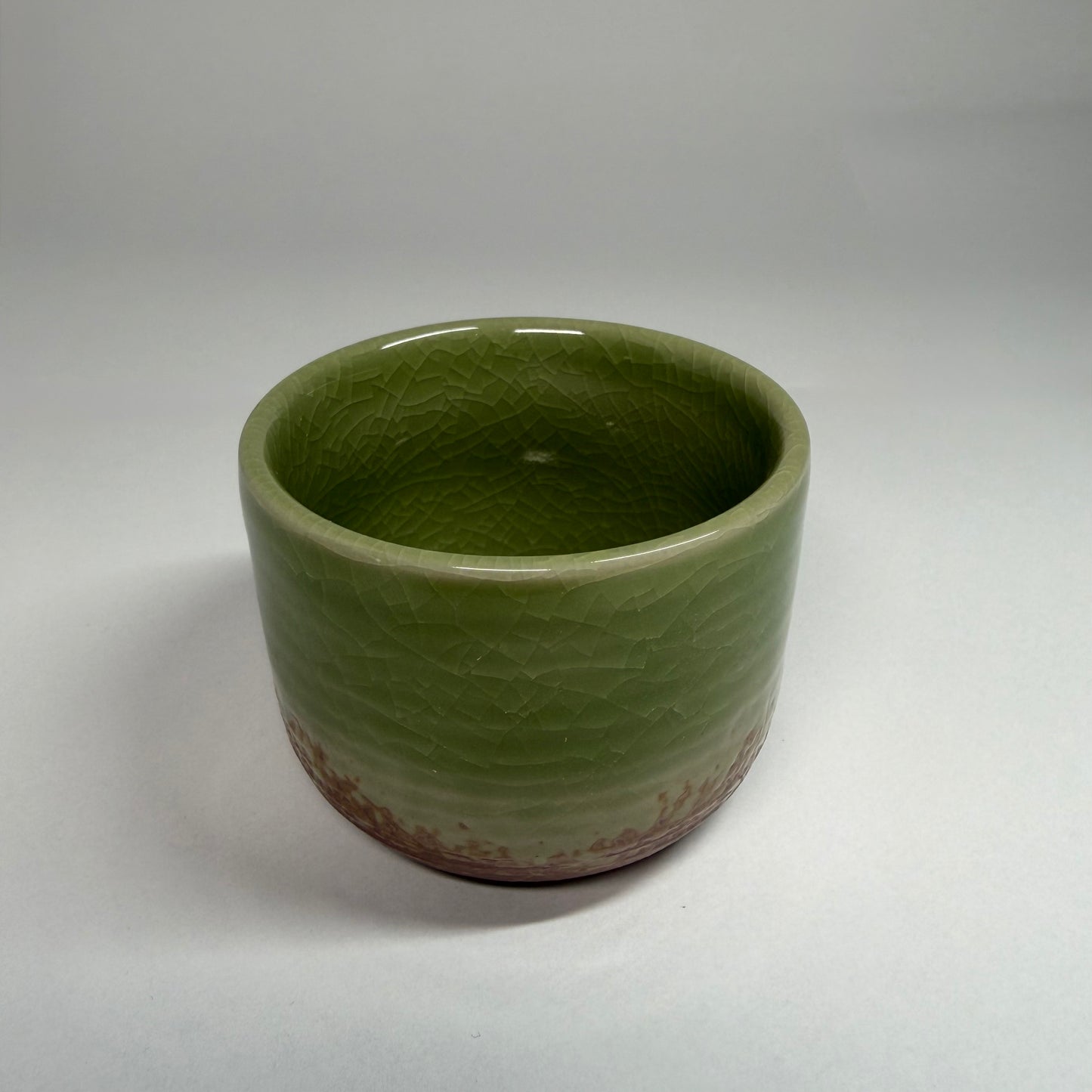 Handmade ceramic Sei Cup – Classic with crackle glaze, minimalist tea cup design