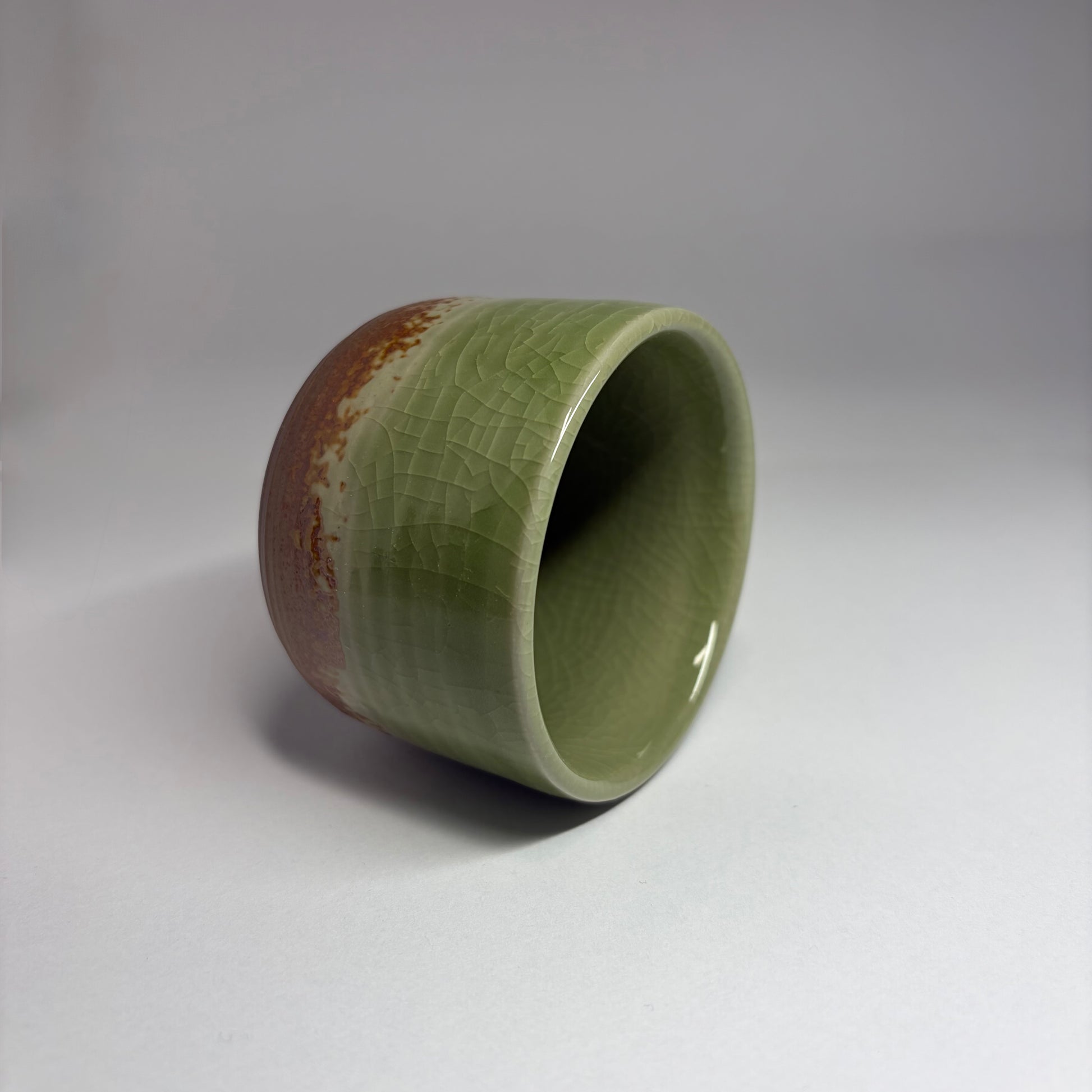 Side profile of Sei Cup – Classic showing balanced shape and textured ceramic glaze